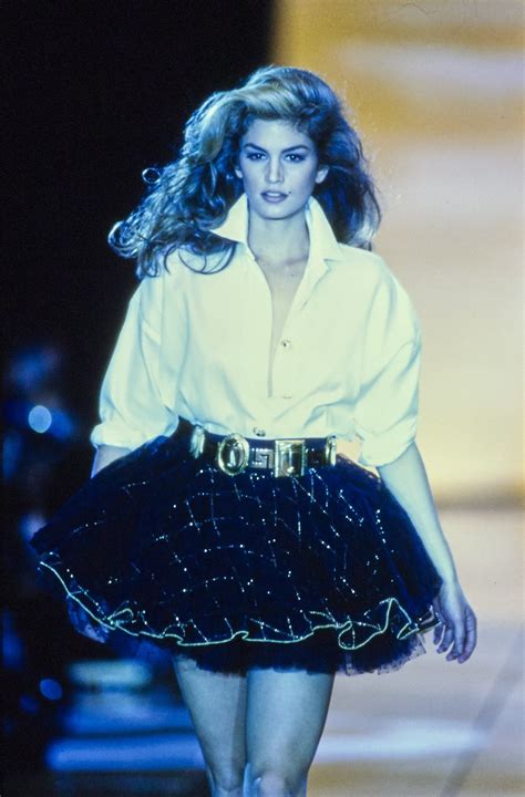 cindy crawford versace 1992